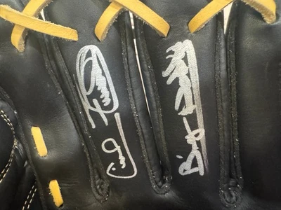 Cecil Fielder Autographed Franklin ProFlex Baseball Glove w/inscription - Image 1 of 4