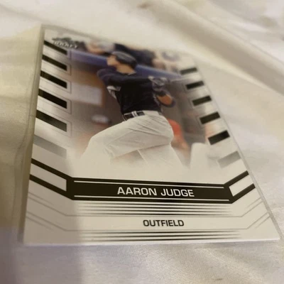 2015 Leaf Draft Exclusive - Aaron Judge #01 (RC) - Image 1 of 4
