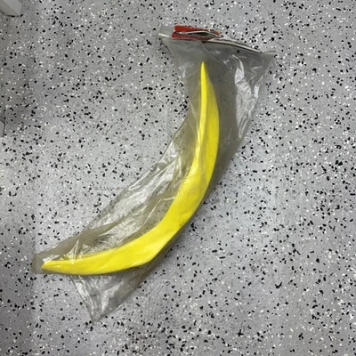 Rm65 Kx65  Front Fender UFO Plastic - Fluorescent Yellow - SU03925-102 - Image 1 of 4