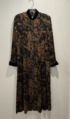 Vintage JESSICA HOWARD Button Front Black Floral Tapestry Dress Buttons Maxi - Image 1 of 4