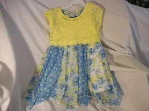(L) Nannette Girl Size 3T Floral Dress - Picture 1 of 5