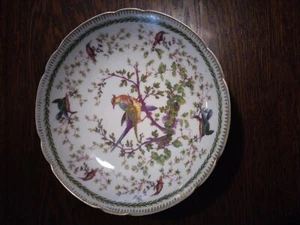 Victoria of Austria Vintage 'Birds of Paradise' Raised dish/Compote 20.5cm (8in) - Picture 1 of 2