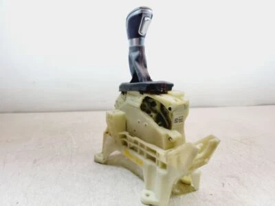 Hyundai Elantra GT 2018 2019 2020 transmisión automática palanca de cambios palanca selectiva  Foto 1 de 4