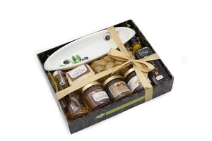 Geschenkbox Feinkost Olivenöl Kreta Olivenpaste Honig Kräutermix Porzellanschale - Bild 1 von 1