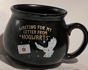 Harry Potter "Warten auf meinen Brief aus Hogwarts" Kessel Becher Tasse Hedwig Eule - Bild 1 von 9