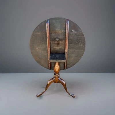 Antique English Oak Tilt Top Table, C 1760 - Image 1 of 4