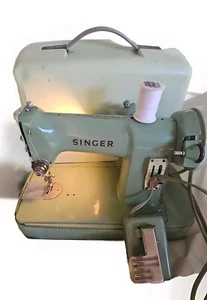 Vintage Singer 185J Nähmaschine mit Pedal & Koffer - Bild 1 von 24