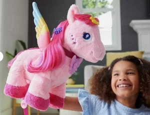 Barbie Un Toque de Magia Peluche, Paseo y Flutter Pegaso Peluche, 11 Pulgadas - Imagen 1 de 16