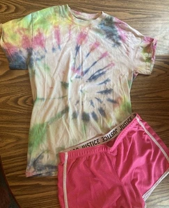Girls Clothing Lot Size 18 Tshirt & Shorts - Picture 1 of 1