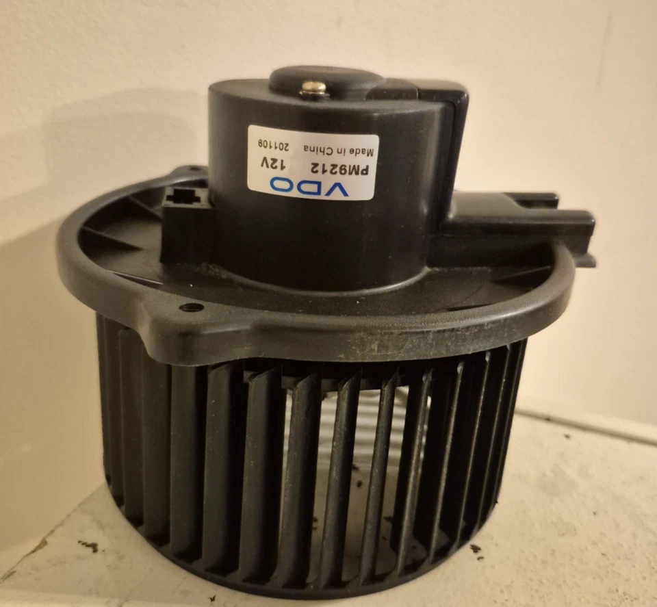 Motor soplador HVAC VDO PM9212 98-08 Land Rover/Mazda/Toyota Foto 1 de 4
