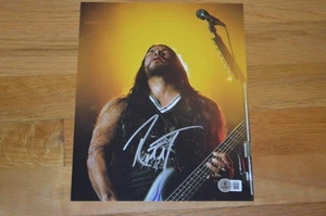 METALLICA ~ Robert Trujillo Autographed 8x10 Color Photo with Beckett Hologram - Picture 1 of 5