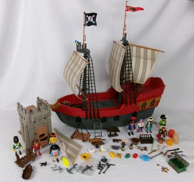 Vintage Playmobil 3940 Large Pirate Ship Galleon & 3859 Incomplete Sets + Extras - Image 1 of 4