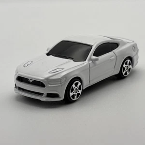 Maisto 2015 Ford Mustang GT White ✅ 1:64 Diecast Collectible Diorama Model Car - Picture 1 of 11