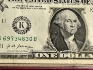 2017-Series"Mint Error" $1.00 Bill Noten"K 69734830 B - Picture 1 of 9