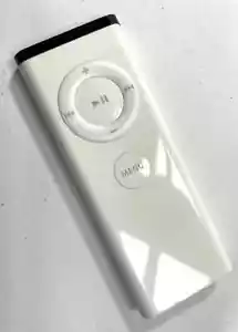 APPLE WHITE IR INFRARED REMOTE A1156 - Apple TV, MacBook Pro, iMac, Mac Mini - Picture 1 of 4