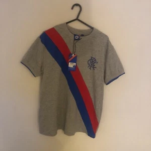 BNWT Rangers Grey Football T-Shirt Adult Size Small - Picture 1 of 4