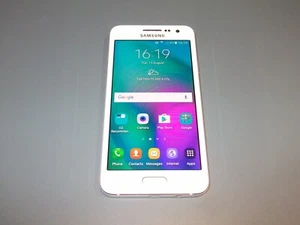Samsung Galaxy A3 SM-A300FU - 16GB - Pearl White (O2) Smartphone - Afbeelding 1 van 9