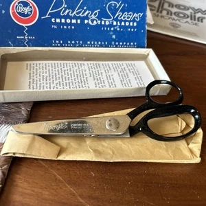 Vintage Boye  7 1/2” Pinking Shears Made in USA Pre-owned W/ Original Box - Picture 1 of 12