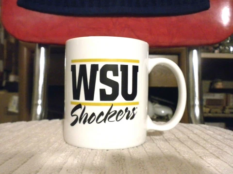 NCAA WICHITA STATE UNIVERSITY SHOCKERS MEN'S BASKETBALL COFFEE MUG GREAT COND Cover