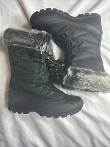 Botas KAMIK MOMENTUM Negras Nieve Impermeables Felpa Cuello Piel Sintética Talla-6 Para Mujer - Imagen 1 de 14