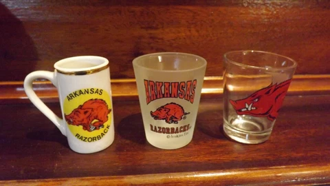 Arkansas Razorbacks Shoot Glasses, Lot of 3, Very Good Condition Cover