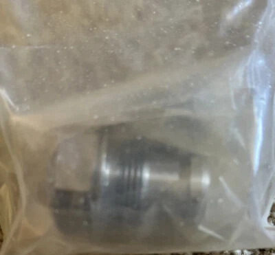 NOS Komatsu Valve Assembly 709-25-00110 - Image 1 of 2