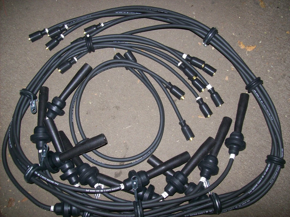 Lamborghini Diablo 5.7  1991- 96  Ignition Wire Set made in Italy  awitalian.com - Imagem 1 de 1