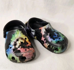 Crocs Slipper Clogs schwarz bunt Batik Kinder Größe C7 - Bild 1 von 13