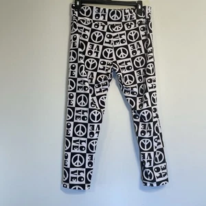 No Boundaries Peace-Love Leggings Black And White Juniors Size 11/13 - Picture 1 of 7