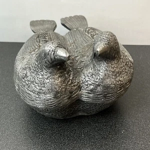 Dos Palomas Tortuga Doce Días de Navidad Decoración Peltre Único De Colección - Imagen 1 de 8