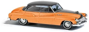 1:87 US-Limousine geschlossen, orange-schwarz, Fertigmodell - Busch 44704 - Bild 1 von 1