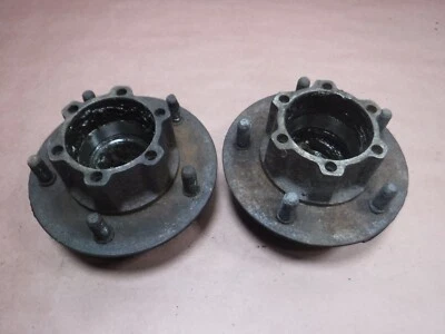 Jeep Cj5 Cj7 72-76 6 Bolt Dana 30 Hub Bearing Housings Factory OEM Free Ship - Image 1 of 4