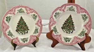 Set 2 Johnson Brothers Brittan Castles Pink Green Christmas Tree 8 3/4" Plates - Picture 1 of 6