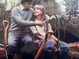 FELICITY KENDAL - THE GOOD LIFE POPULAR ACTRESS - EXCELLENT SIGNED PHOTO - Picture 1 of 1