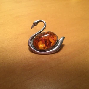 VINTAGE AMBER BALTIC HONEY STERLING SILVER SWAN BROOCH PIN PENDANT - Picture 1 of 14
