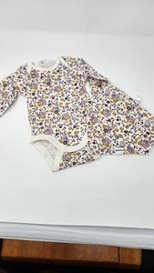 Modern Moments Gerber purple yellow floral onsie snap top size 6-9M and bib - Picture 1 of 7