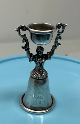 Figura Mujer Boda Matrimonio Apuesta Taza Plata Esterlina Caña Barton Grabado 40g Foto 1 de 4
