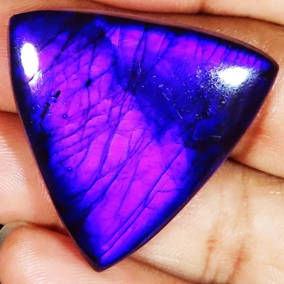 Blue LABRADORITE Trillion Cabochon Treated Gemstone 35x36x6 mm 61.60 Cts RT240 - Image 1 of 4