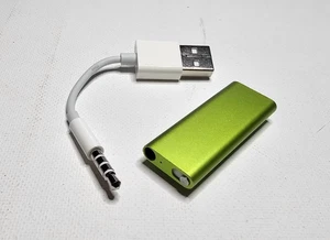 Green Apple IPod Shuffle - 3rd Generation - For Parts/Repair - Picture 1 of 3