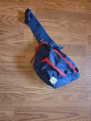 Herschel Supply Co. Unisex Hip Pack Waist Pack Fanny Pack Bag Blue And Red - image 1 of 4