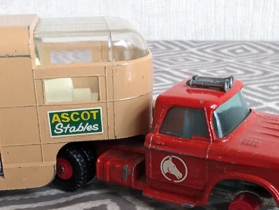 Matchbox Superfast Dodge Tractor Articulated Horse Van K-18 Lesney Ascot Stables - Image 1 of 4