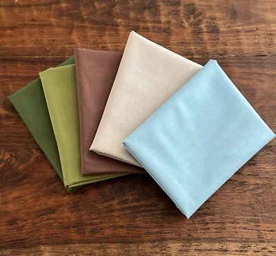 Paquete de 5 cuartos de grasa “Nature Walk” Riley Blake confeti algodón sólido Foto 1 de 4