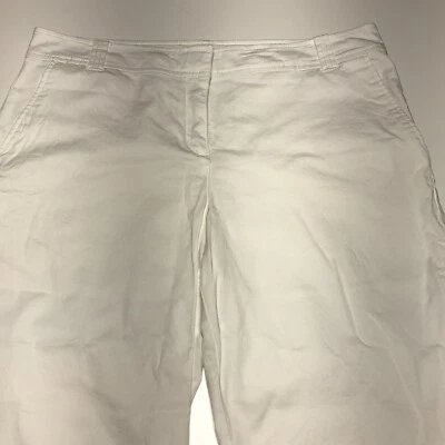 New York & Co. Bermuda feminina tamanho 10 branca cintura clássica elástica - Imagem 1 de 4