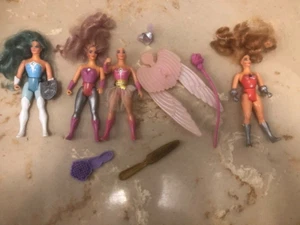 She-Ra, 4 dolls Angela, Frosta, Glimmer Pop, and Catra with accessories - Picture 1 of 4
