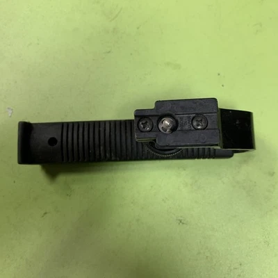 Accesorio de agarre superior con mango de montaje en flash para videocámara RCA  Foto 1 de 4