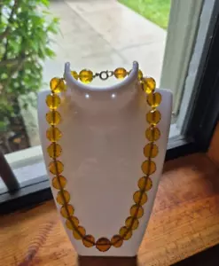 Vtg Facet Cut Amber Gold Glass Beads Chocker Hand Knotted Necklace Spring Clasp - Picture 1 of 15