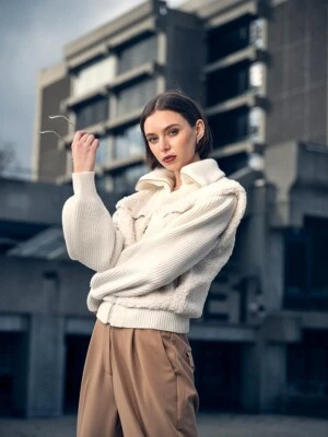 ++NEU++ frogbox Cropped Teddy College  Strick Jacke 231-814020   Gr.36 UVP 289€ - Bild 1 von 3