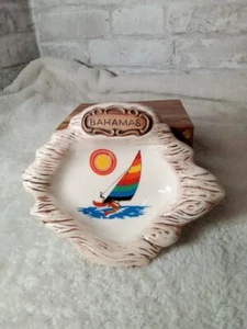 De colección Souviner Treasure Craft Cerámica Bahamas Vela Cenicero Cambio Plato Baratija - Imagen 1 de 4