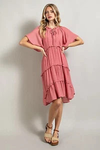 GiGiO Damen Kleid mit Flatterärmeln und Bindekragen in Rose Pink - Bild 1 von 7