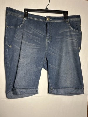 Vintage Y2K Apple Bottom Embroidered Denim Shorts Women’s Size 22 - Image 1 of 4